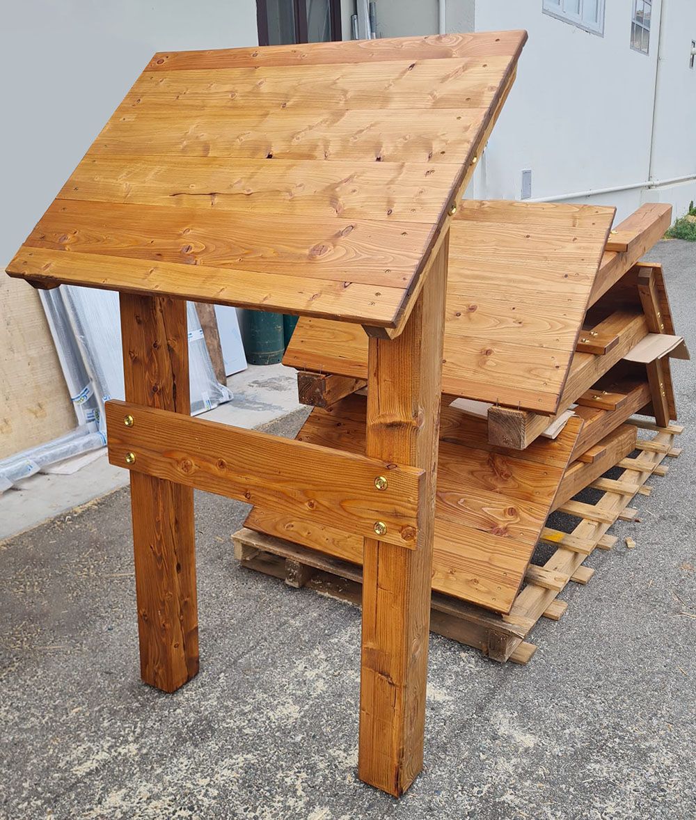 Leggio in legno per percorsi naturalistici