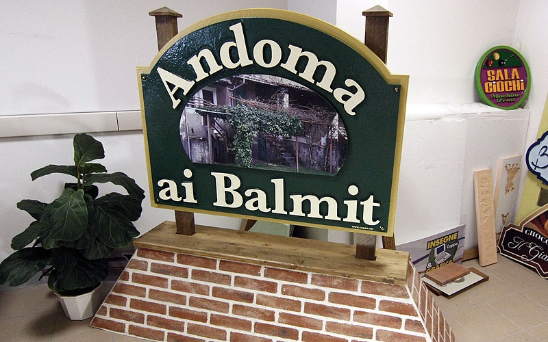 Insegne Monumentali