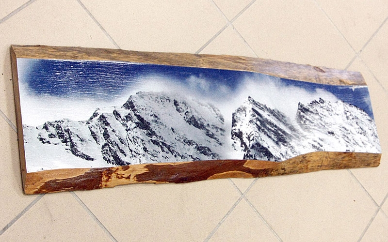 foto applicata su legno grezzo