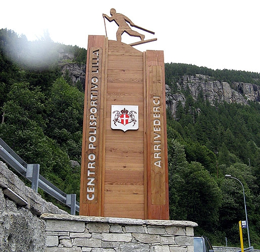 Struttura in legno per entrata centro sportivo