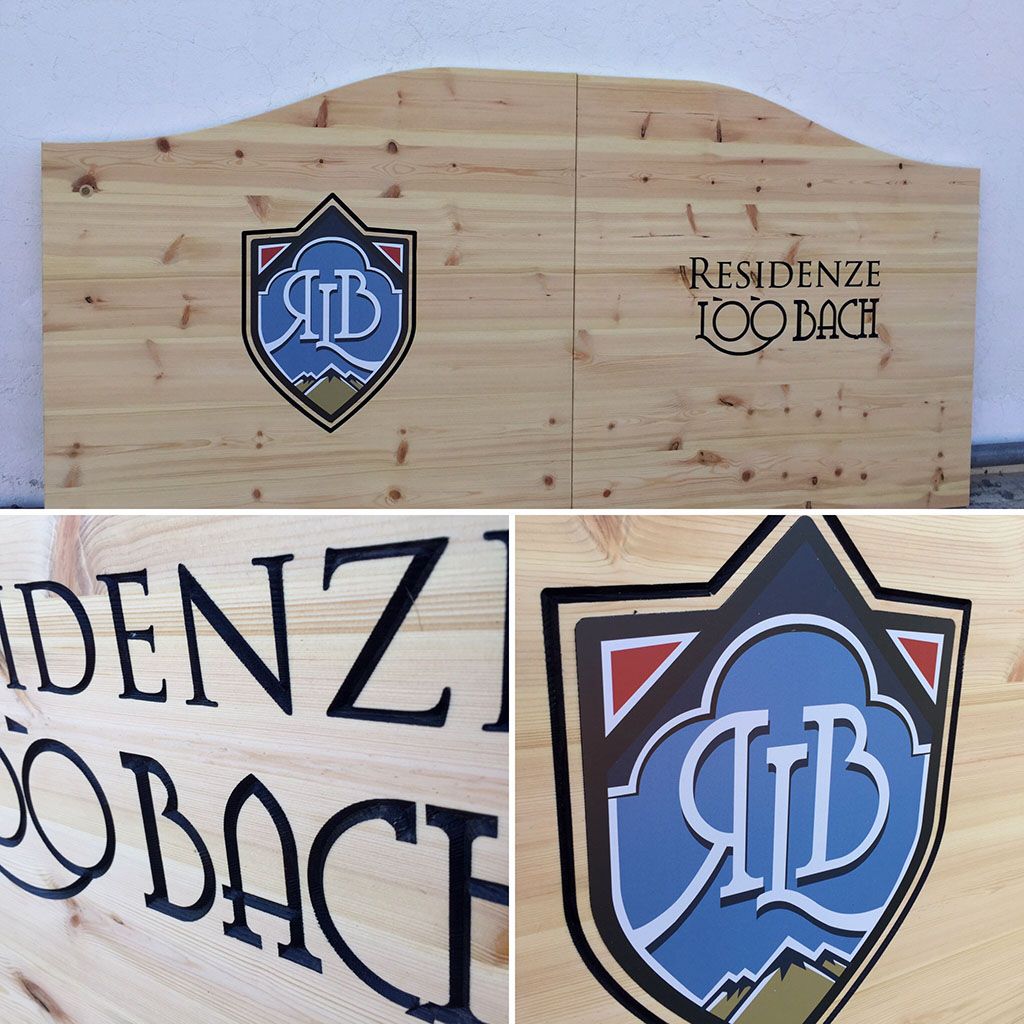 Insegne in Legno