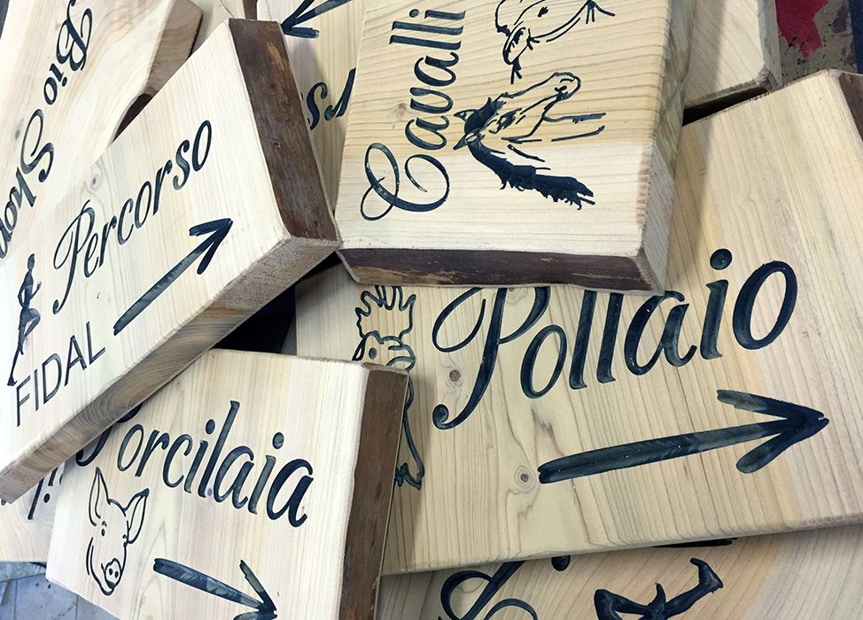 Insegne in Legno