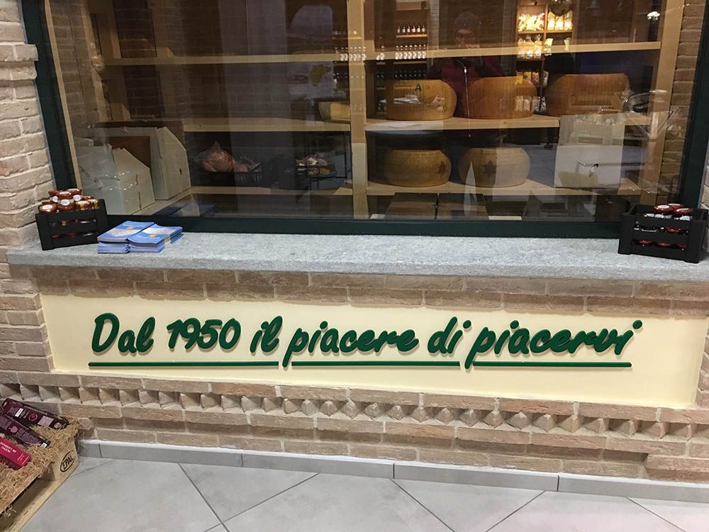 Insegne in Legno
