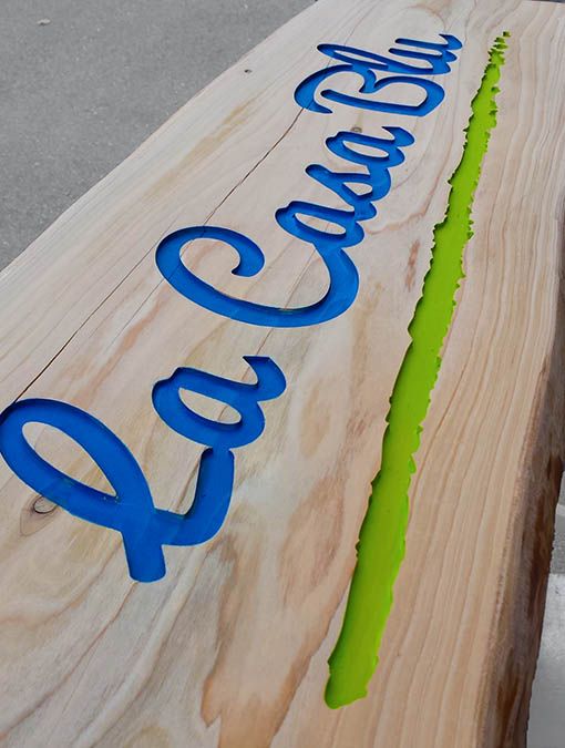 Insegne in Legno